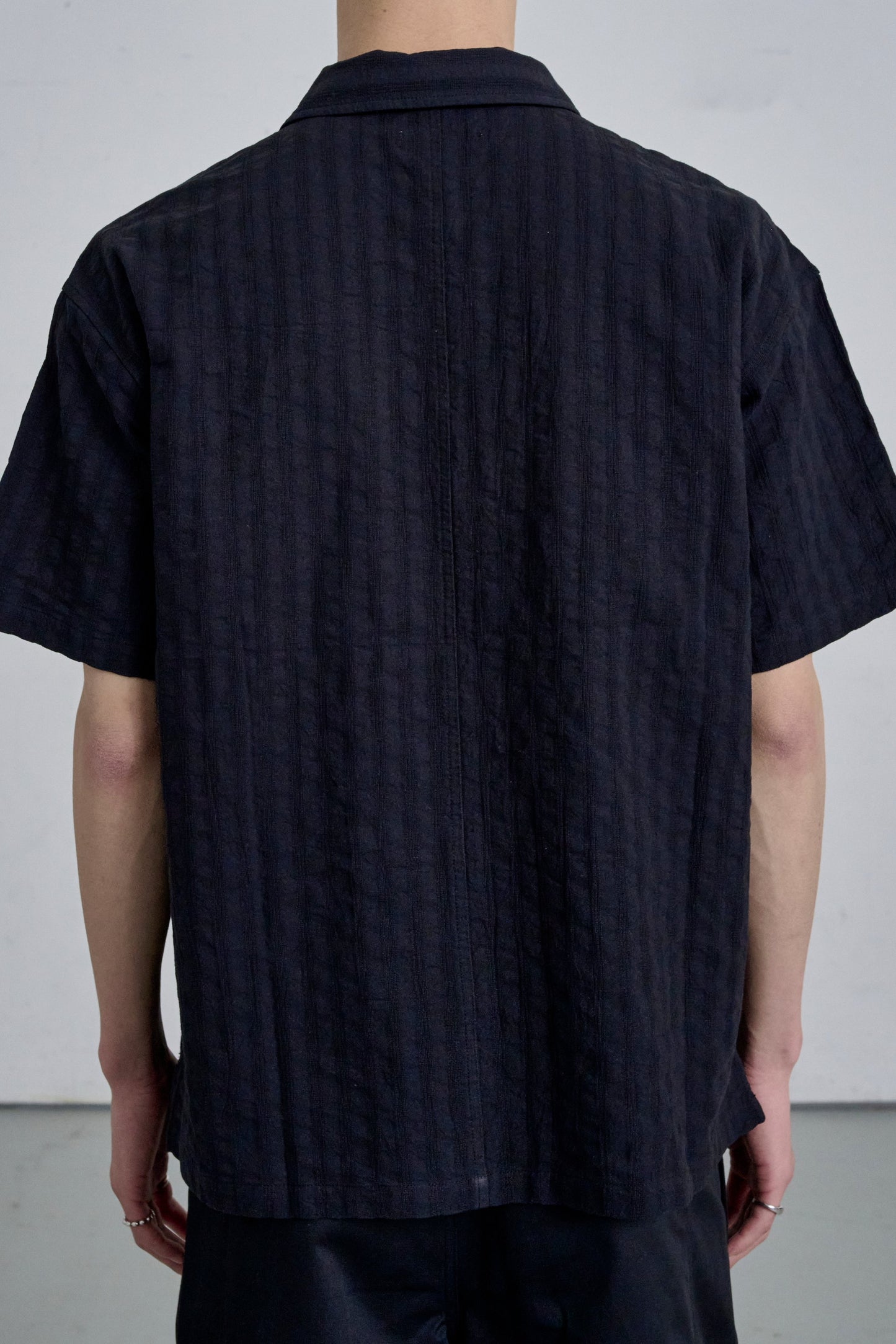 OPEN COLLAR SHIRT / BLACK