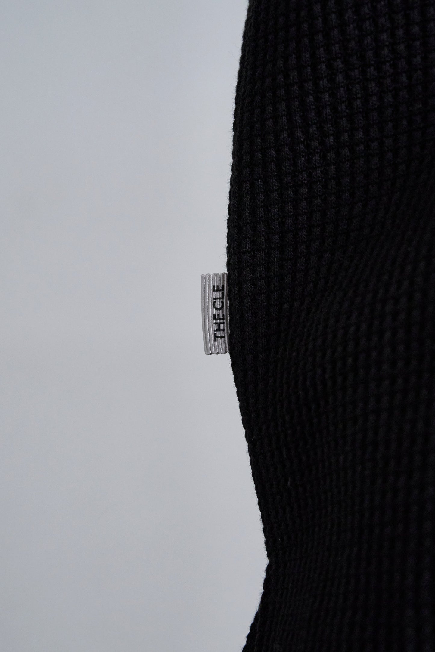 HENLEY NECK POLO SHIRT / BLACK