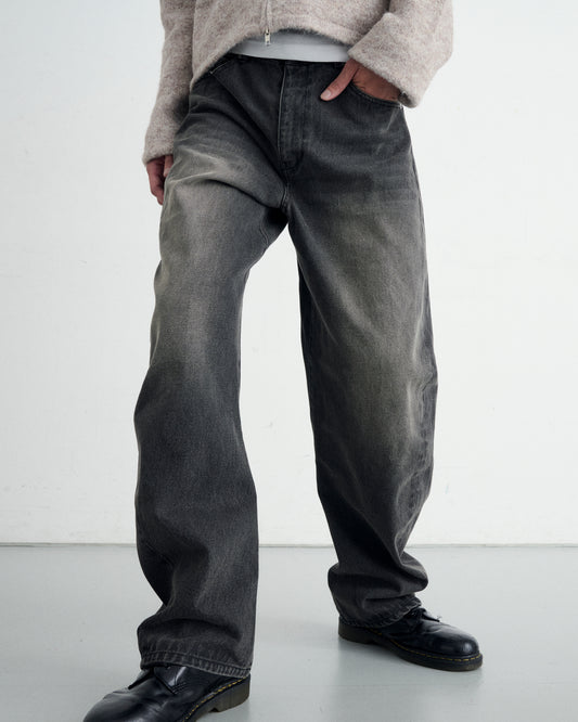 BARREL DENIM / BLACK