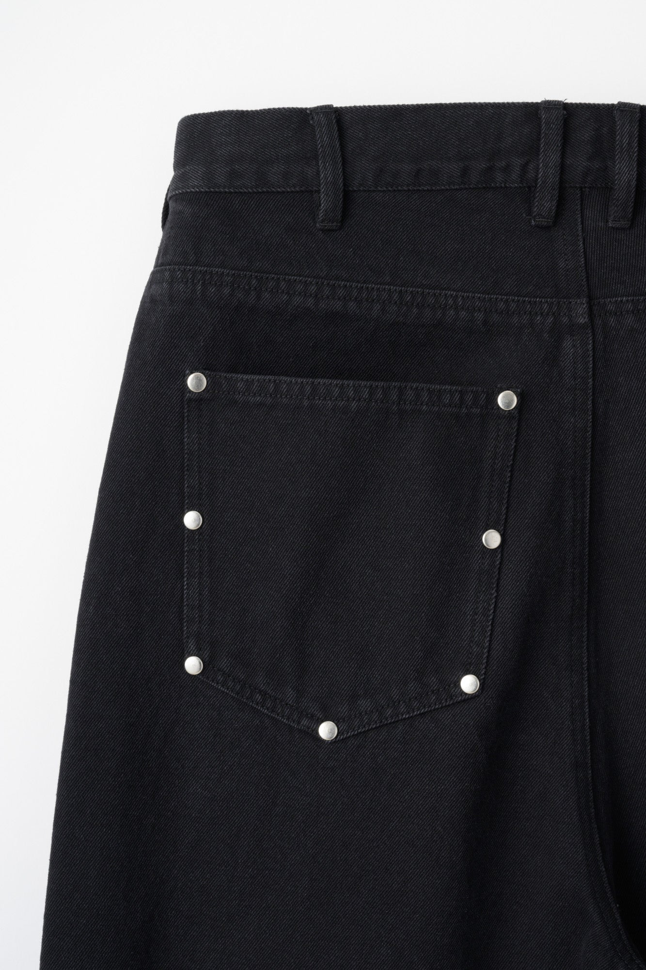 STUDS DENIM / BLACK