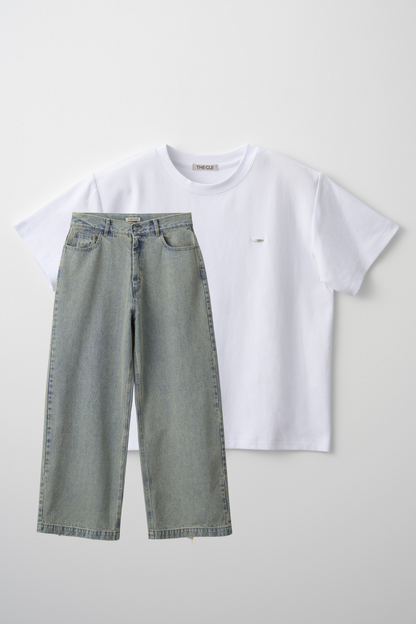 TIGHT T-SHIRTS WHITE × CORE STRAIGHT DENIM