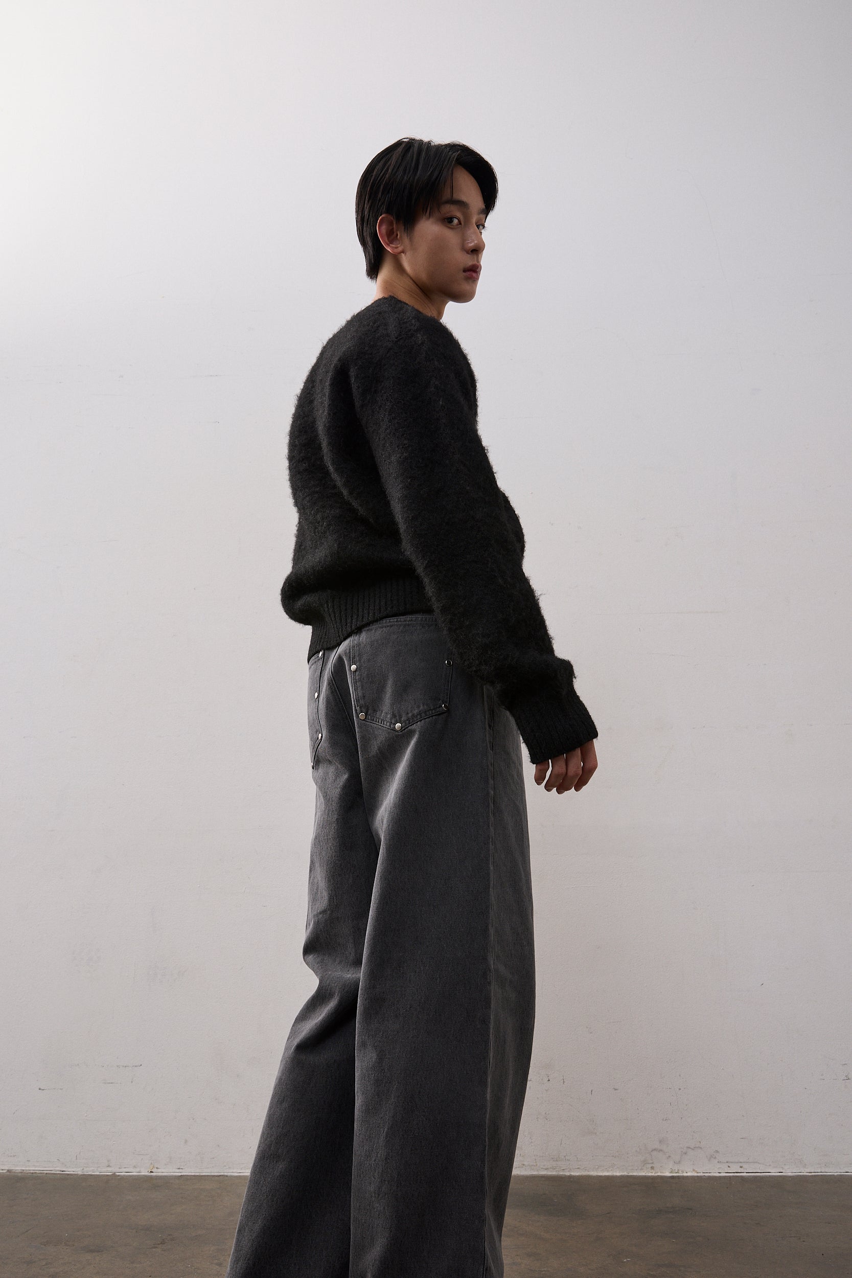 STUDS DENIM / GRAY – THE CLE