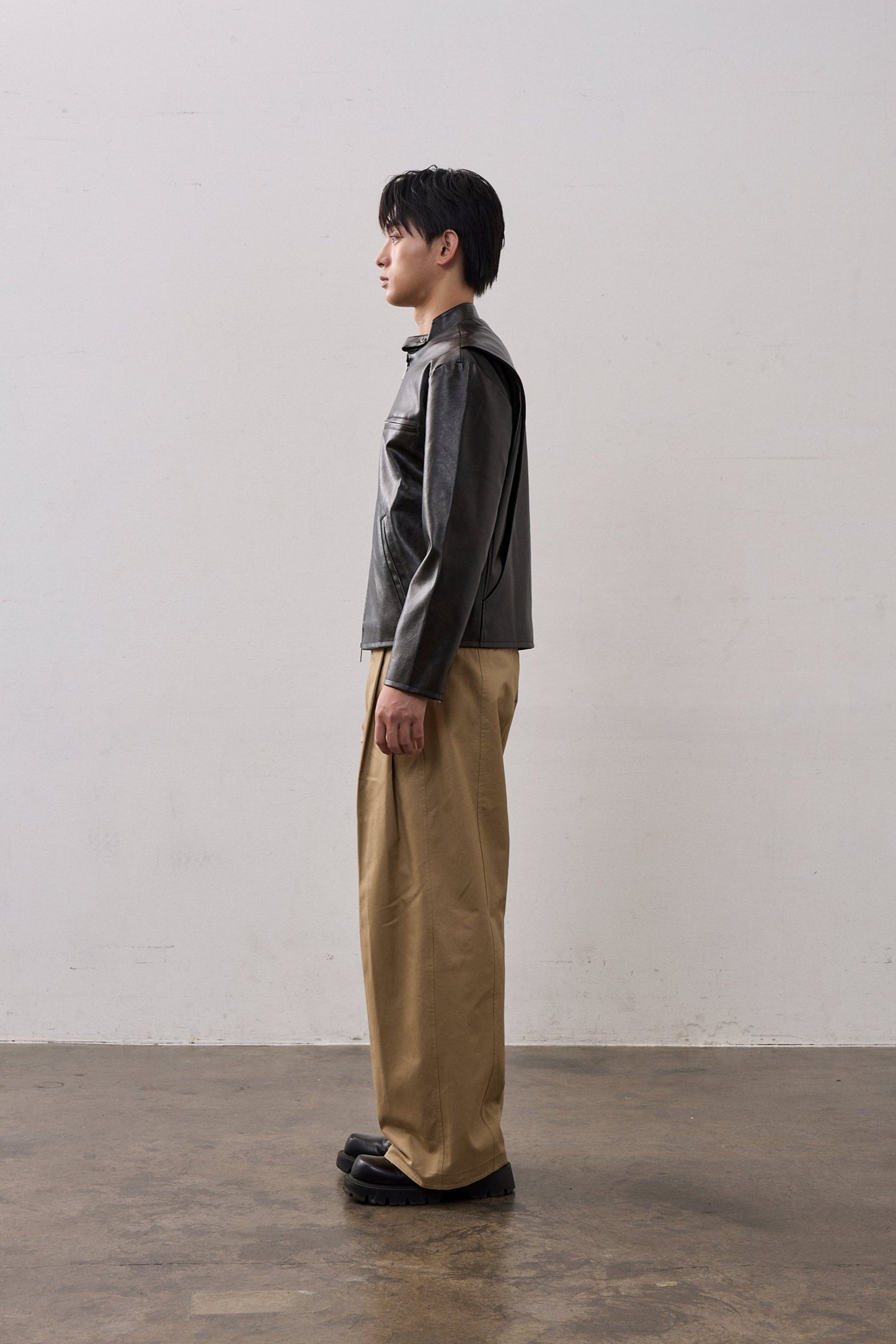 TWO TUCK COTTON WIDE PANTS / BEIGE
