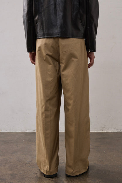 TWO TUCK COTTON WIDE PANTS / BEIGE