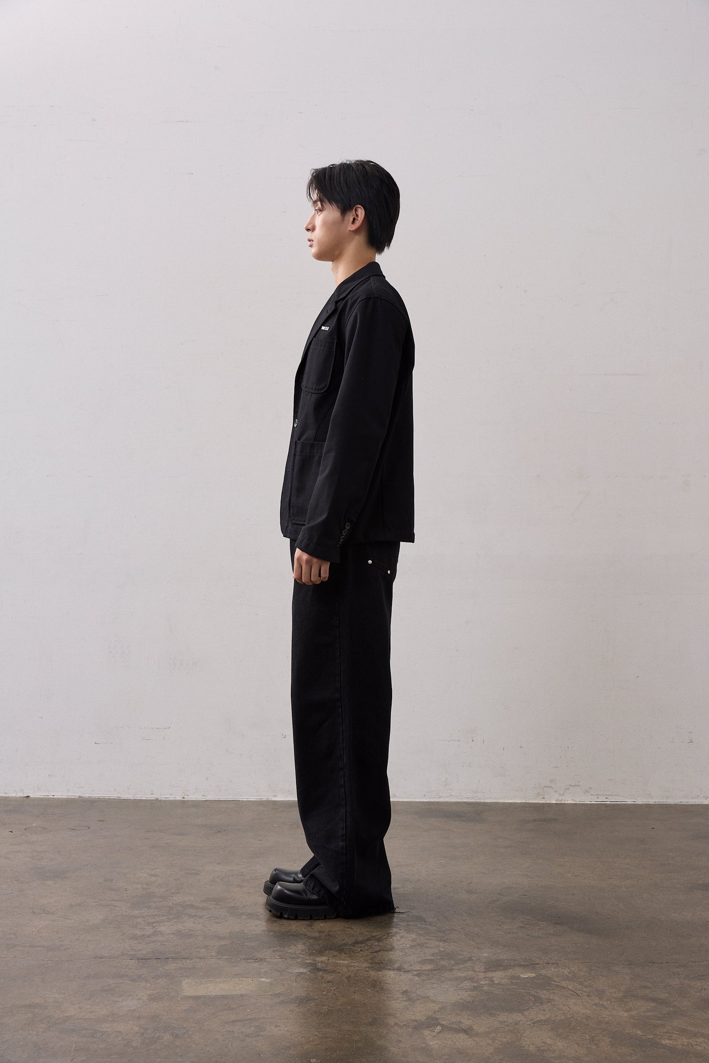 THREE BUTTON JACKET