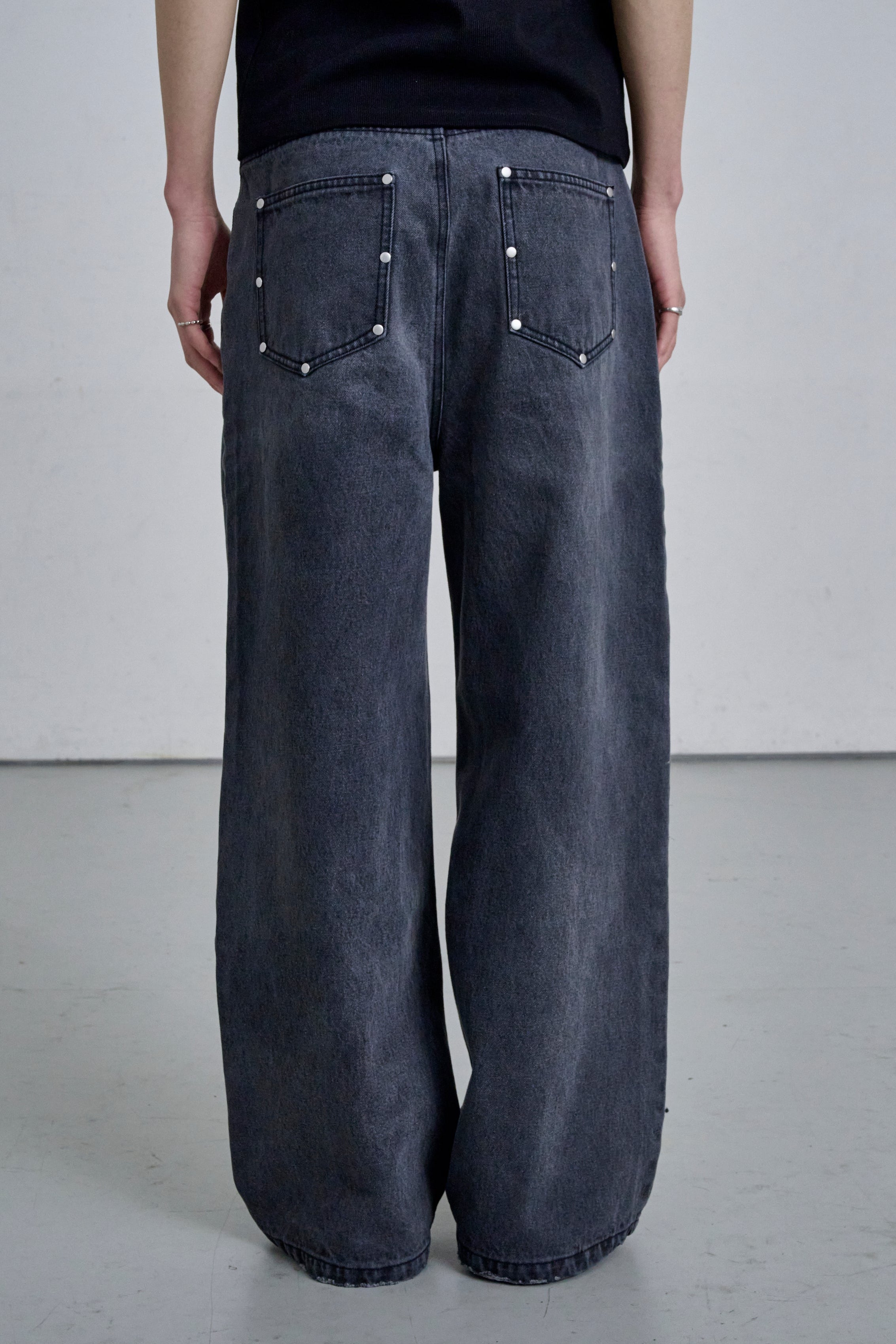 STUDS DENIM / GRAY – THE CLE