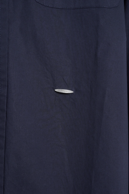 BLUE SHIRT / BLACK