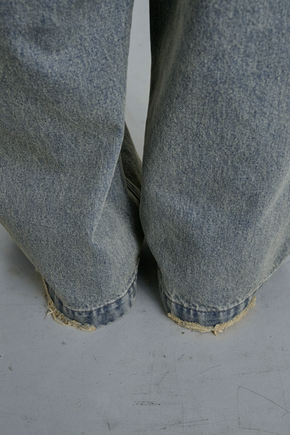 CORE STRAIGHT DENIM / LIGHT BLUE