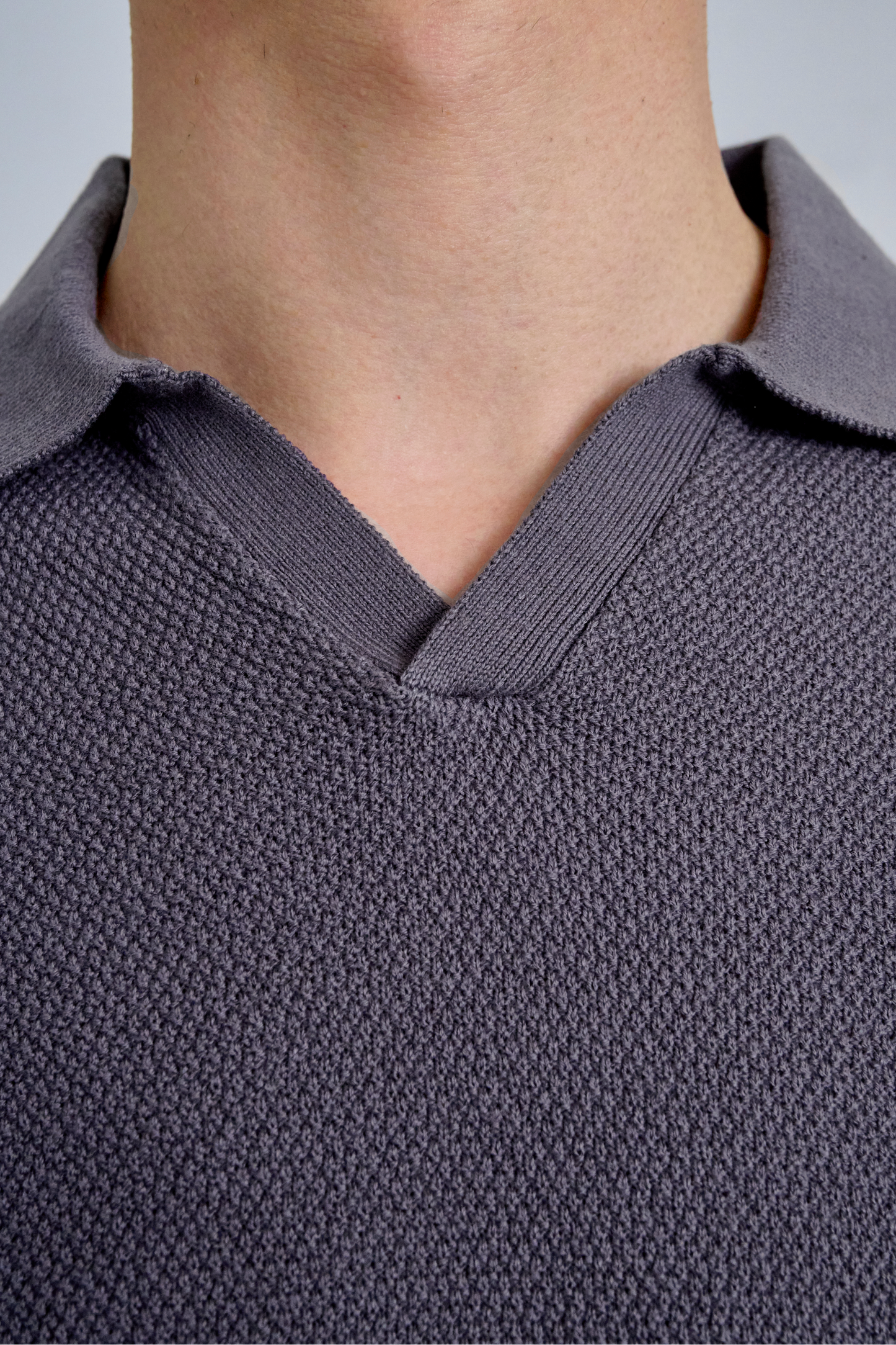 KNIT POLO SHIRT / LIGHT GRAY