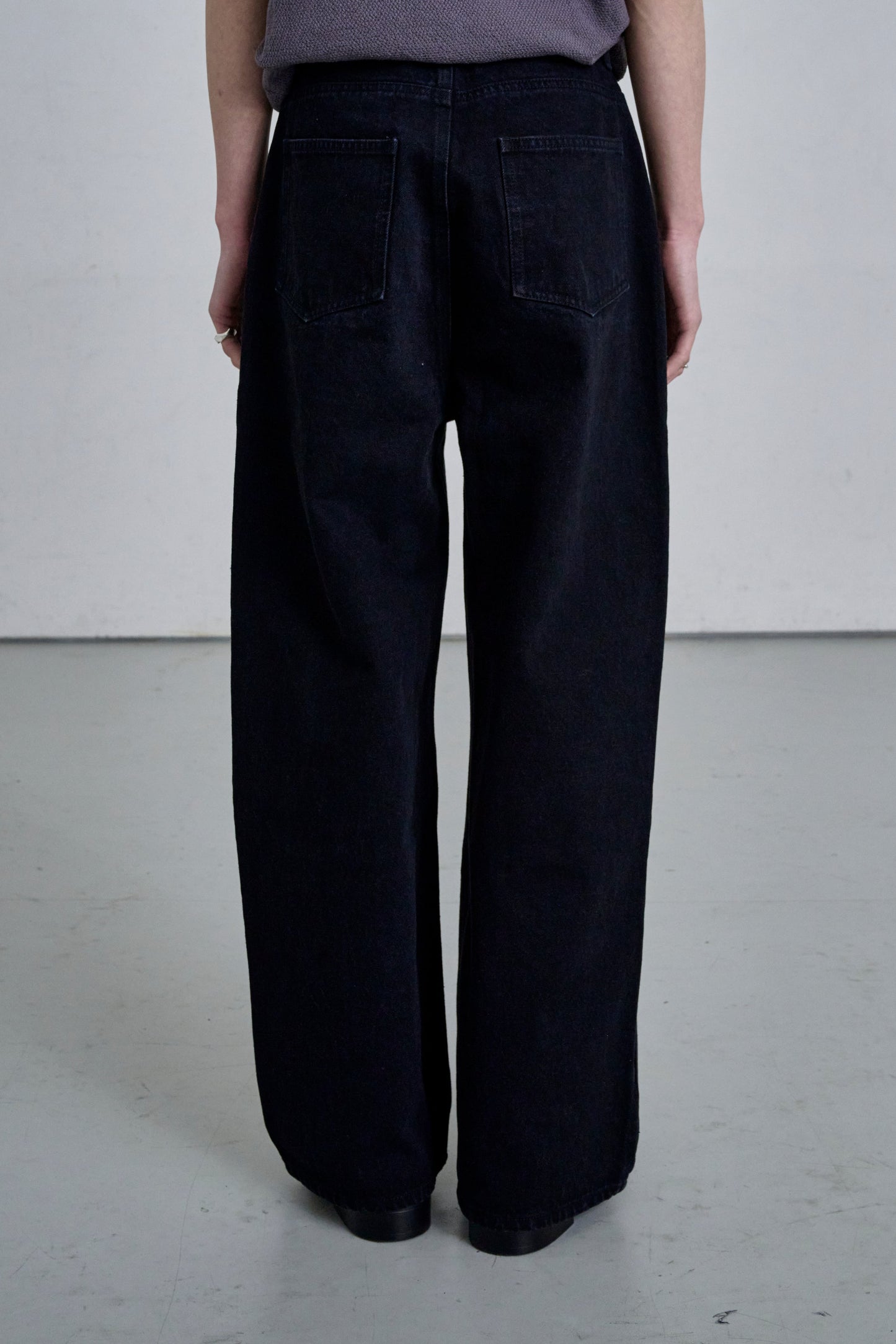 FLOW DENIM / BLACK