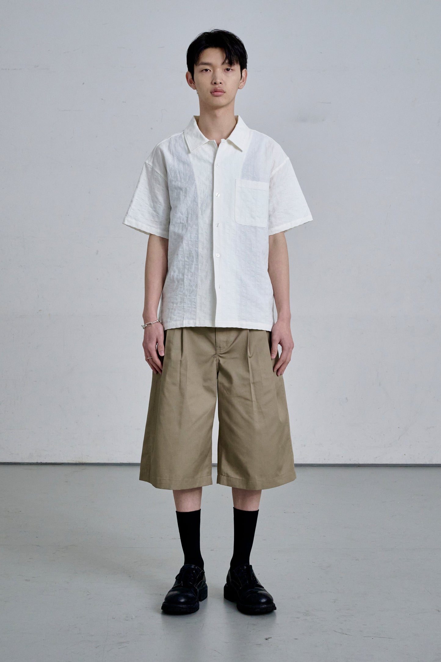 COTTON WIDE SHORTS / BEIGE