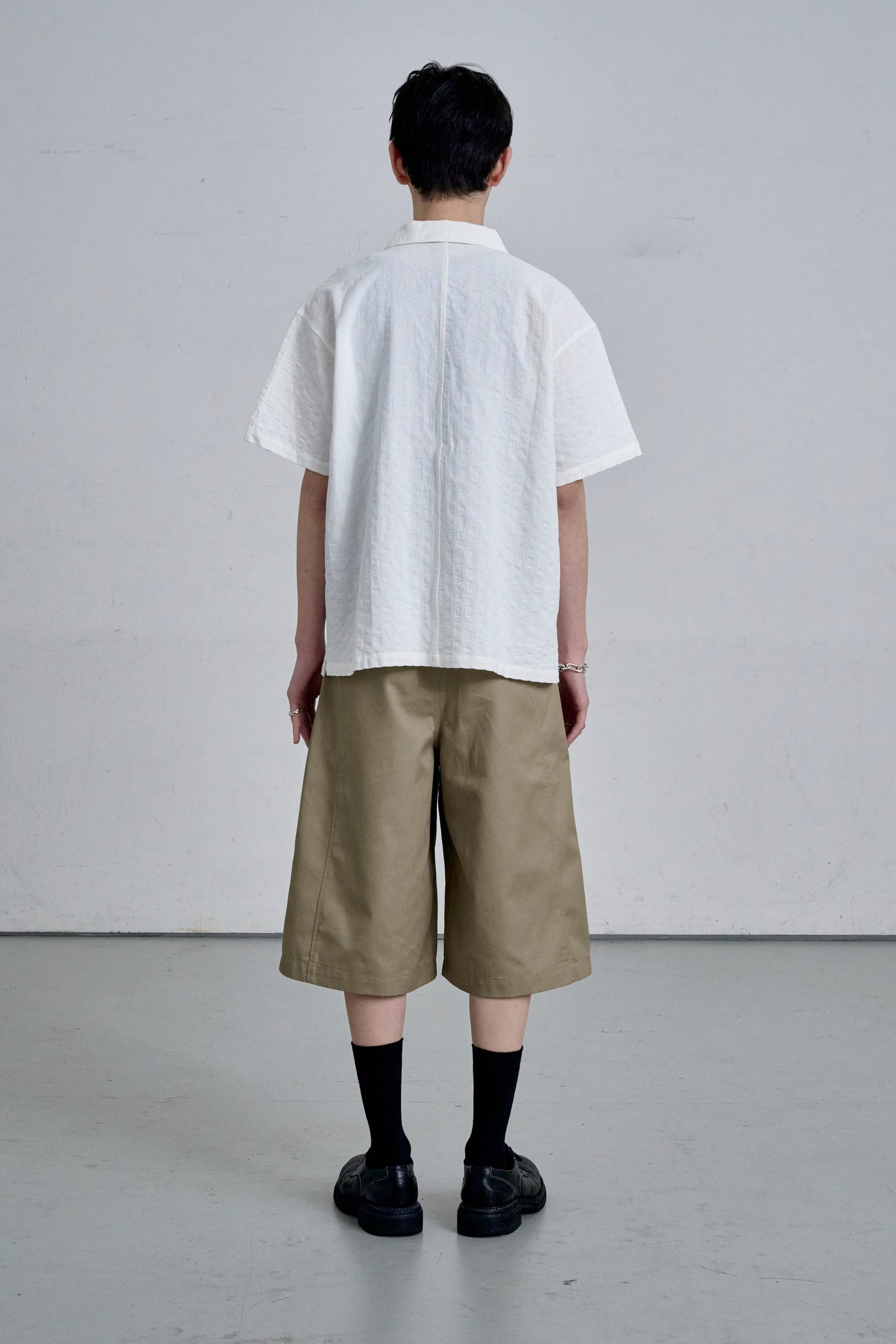 OPEN COLLAR SHIRT / WHITE