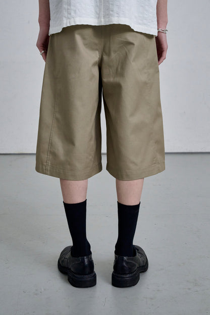 COTTON WIDE SHORTS / BEIGE
