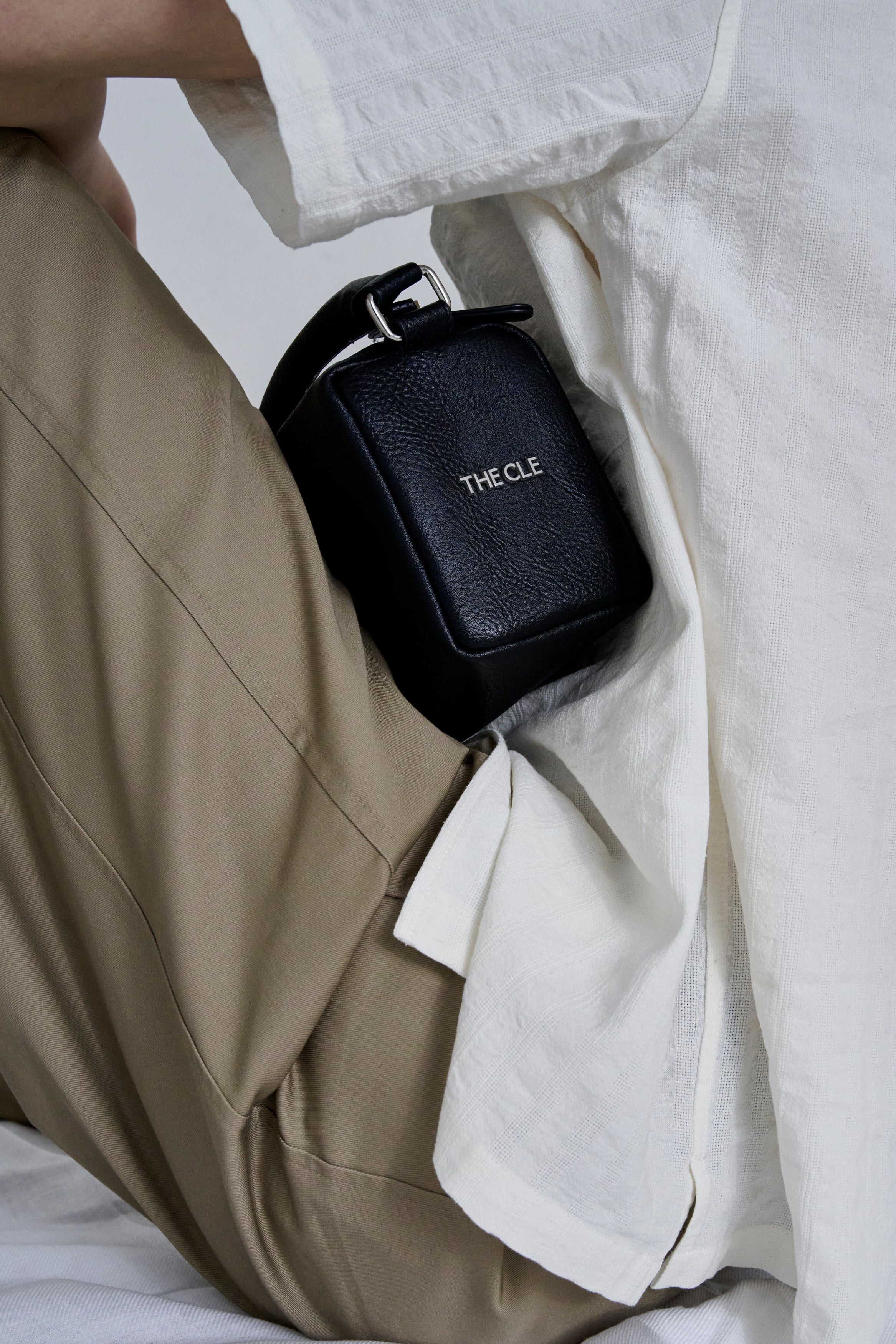 BOX BAG -Venture- / BLACK – THE CLE