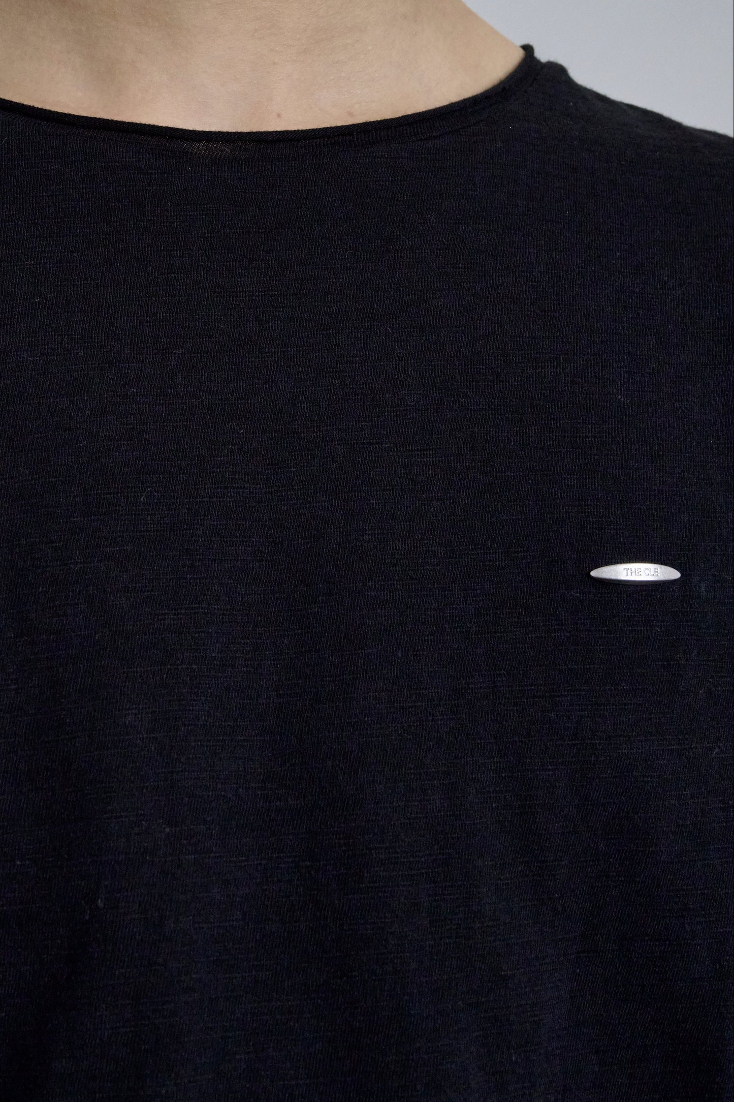 RAW EDGE LONG SLEEVE T-SHIRT / BLACK