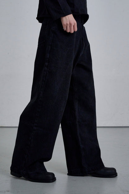 CORE STRAIGHT DENIM / BLACK