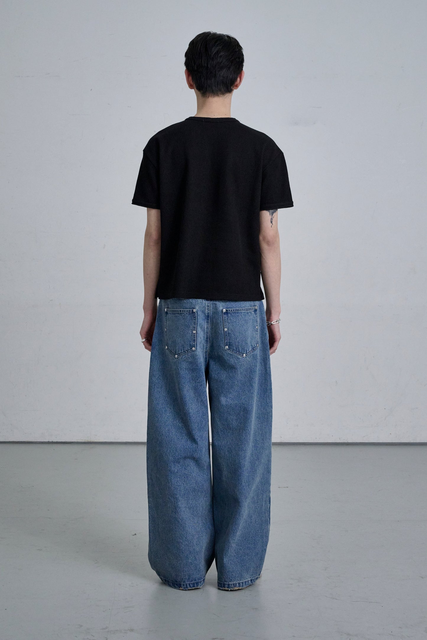 HENLEY NECK POLO SHIRT / BLACK