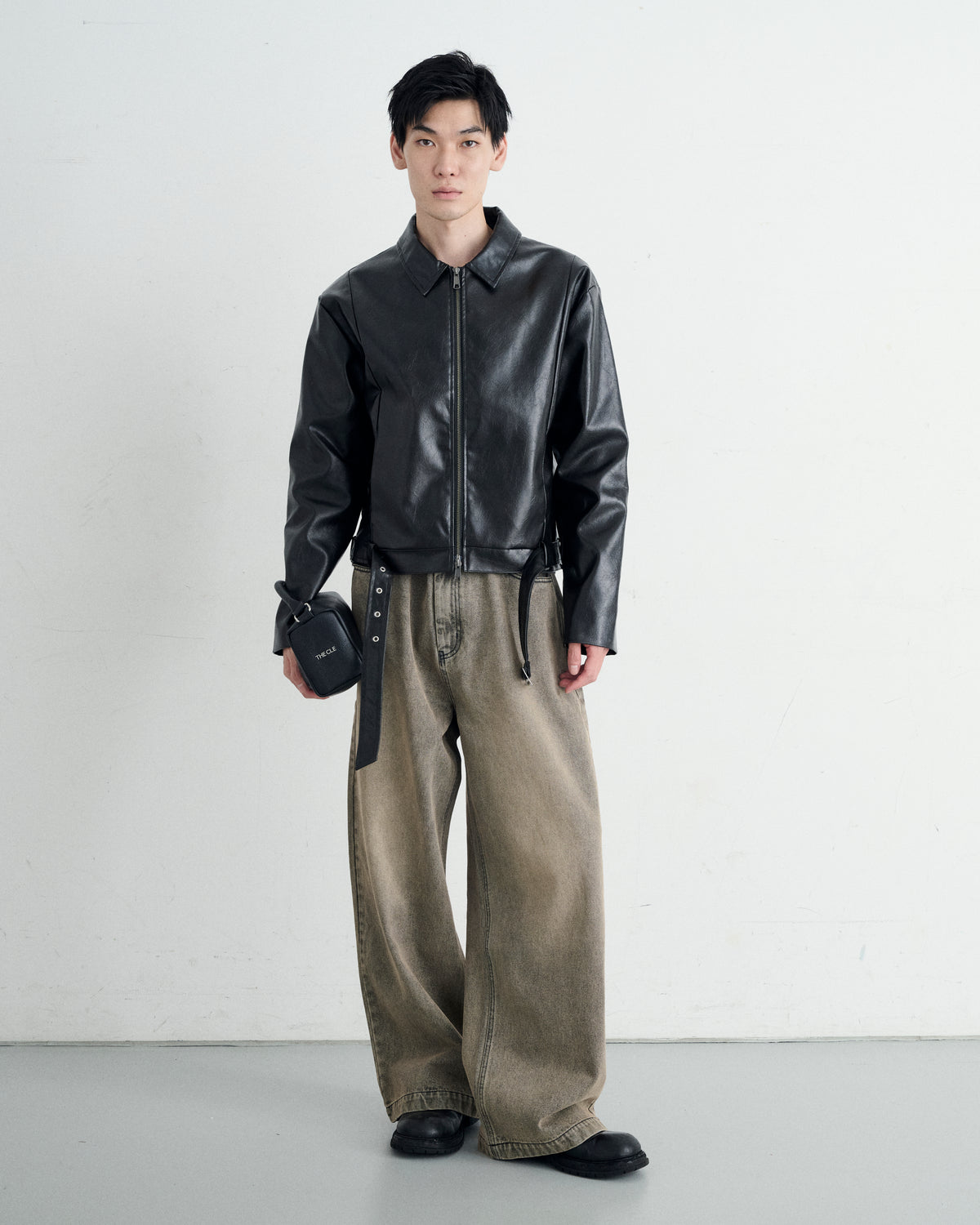 BOX BAG -Venture- / BLACK