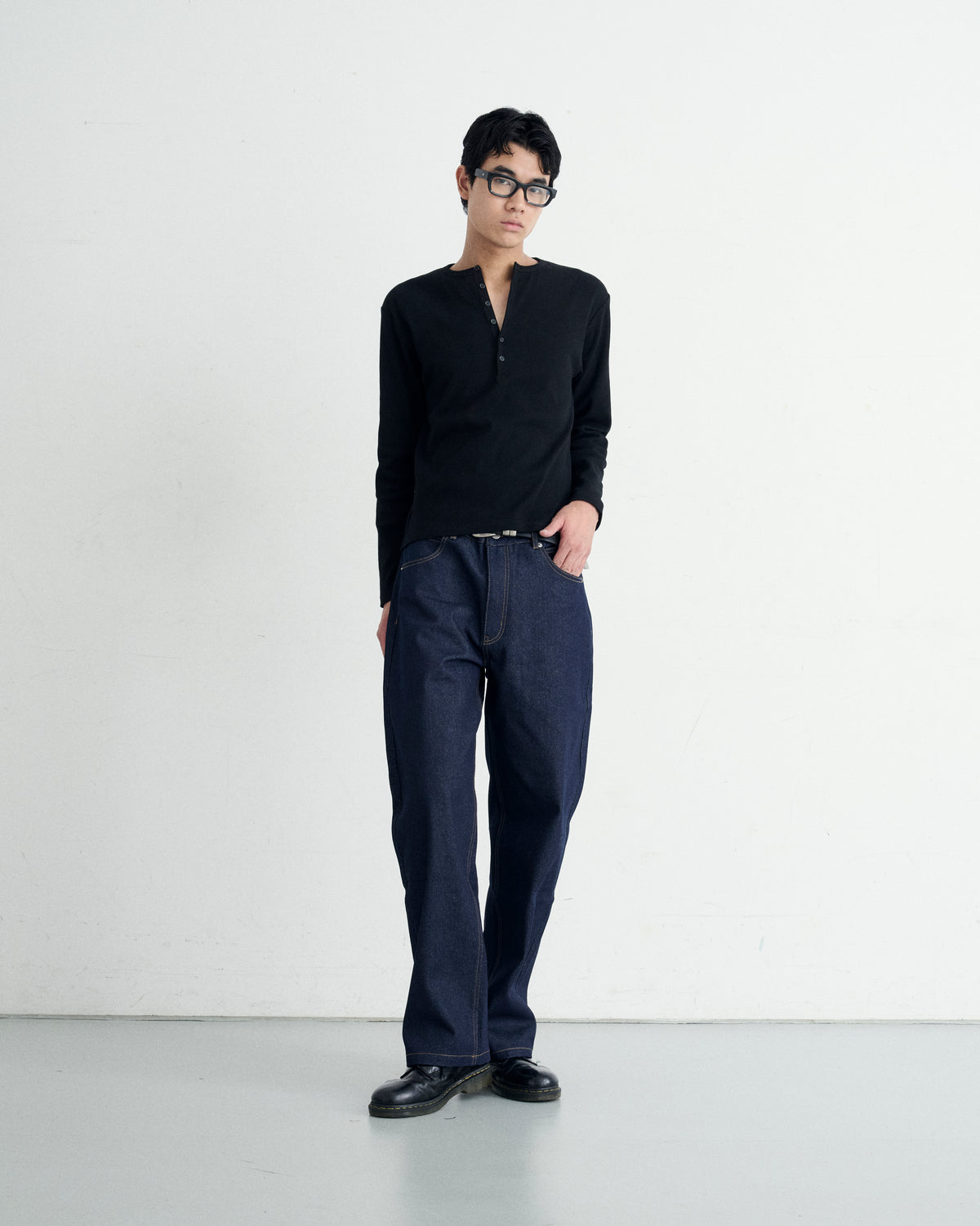 TIGHT RIB HENLEY NECK LONG SLEEVE T-SHIRT / BLACK