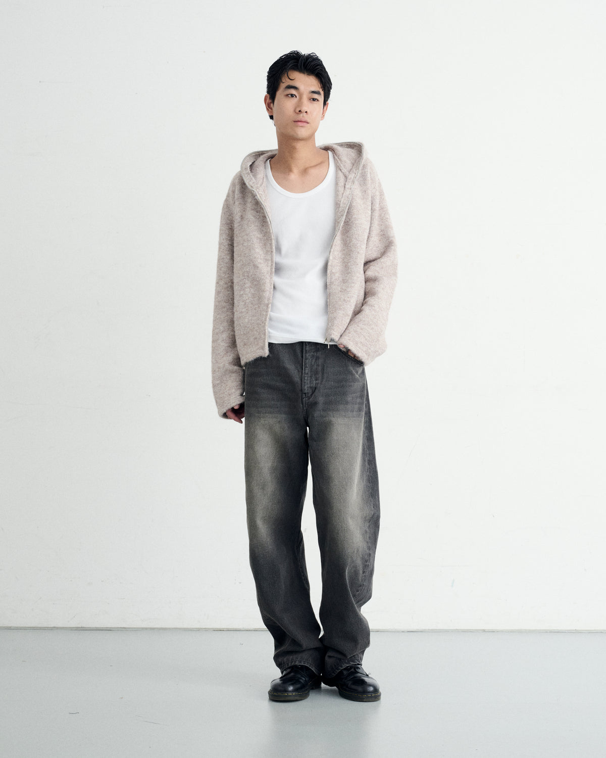 BARREL DENIM / BLACK