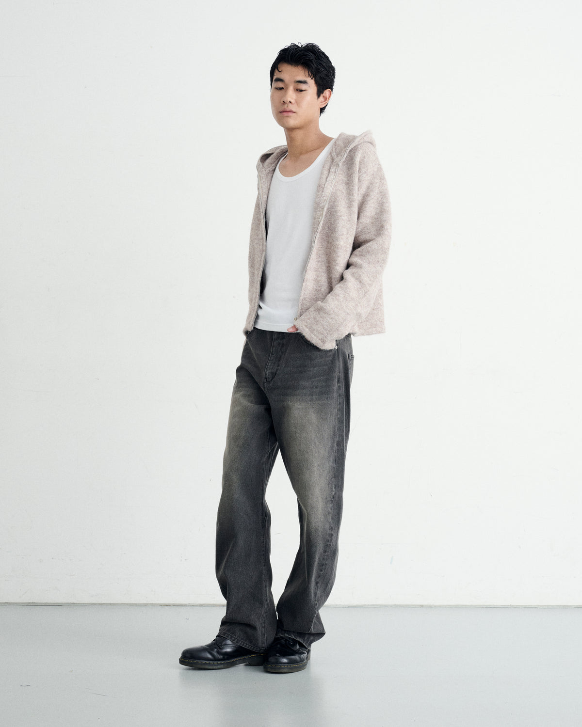 BARREL DENIM / BLACK