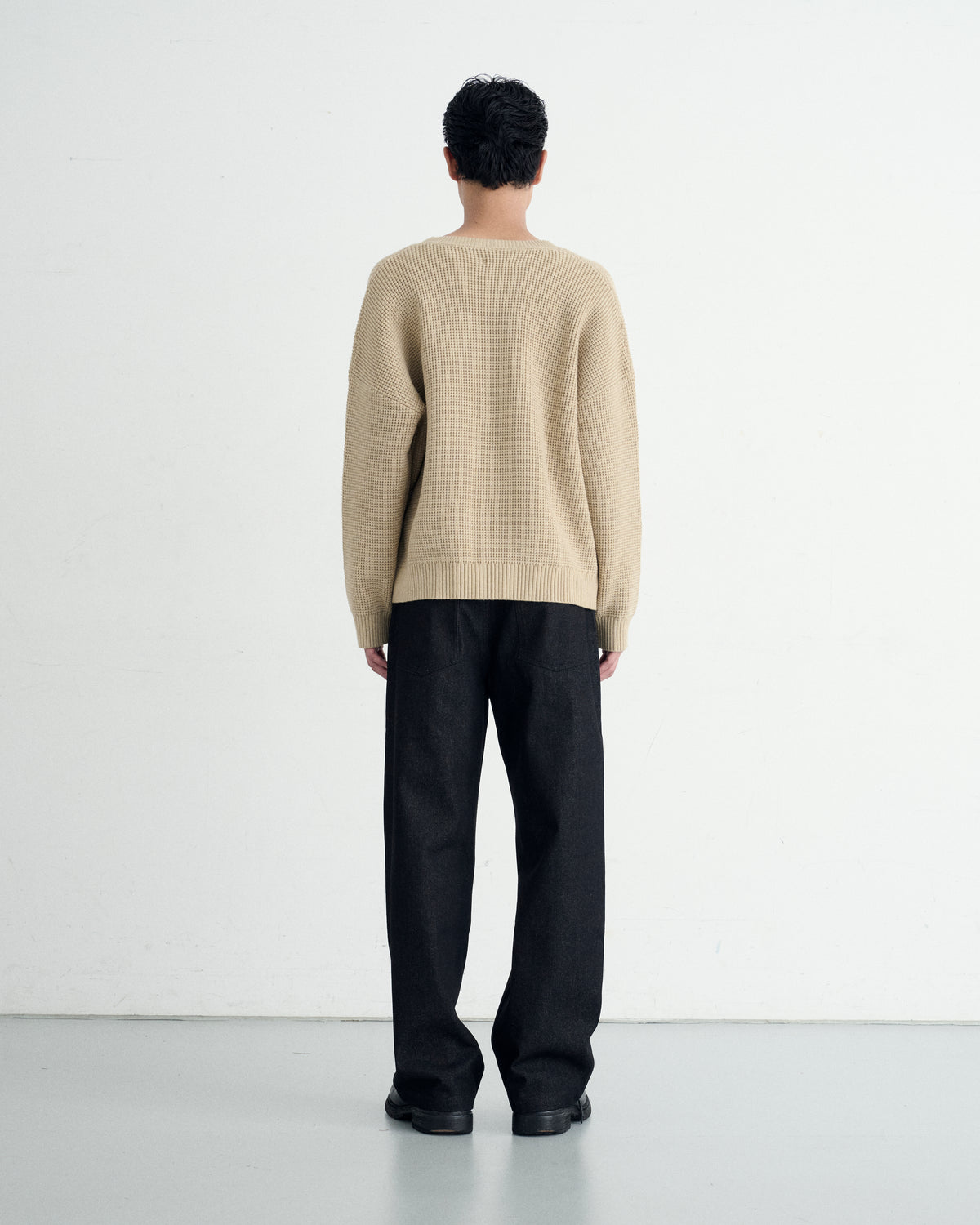 RIGID SLIM DENIM / BLACK