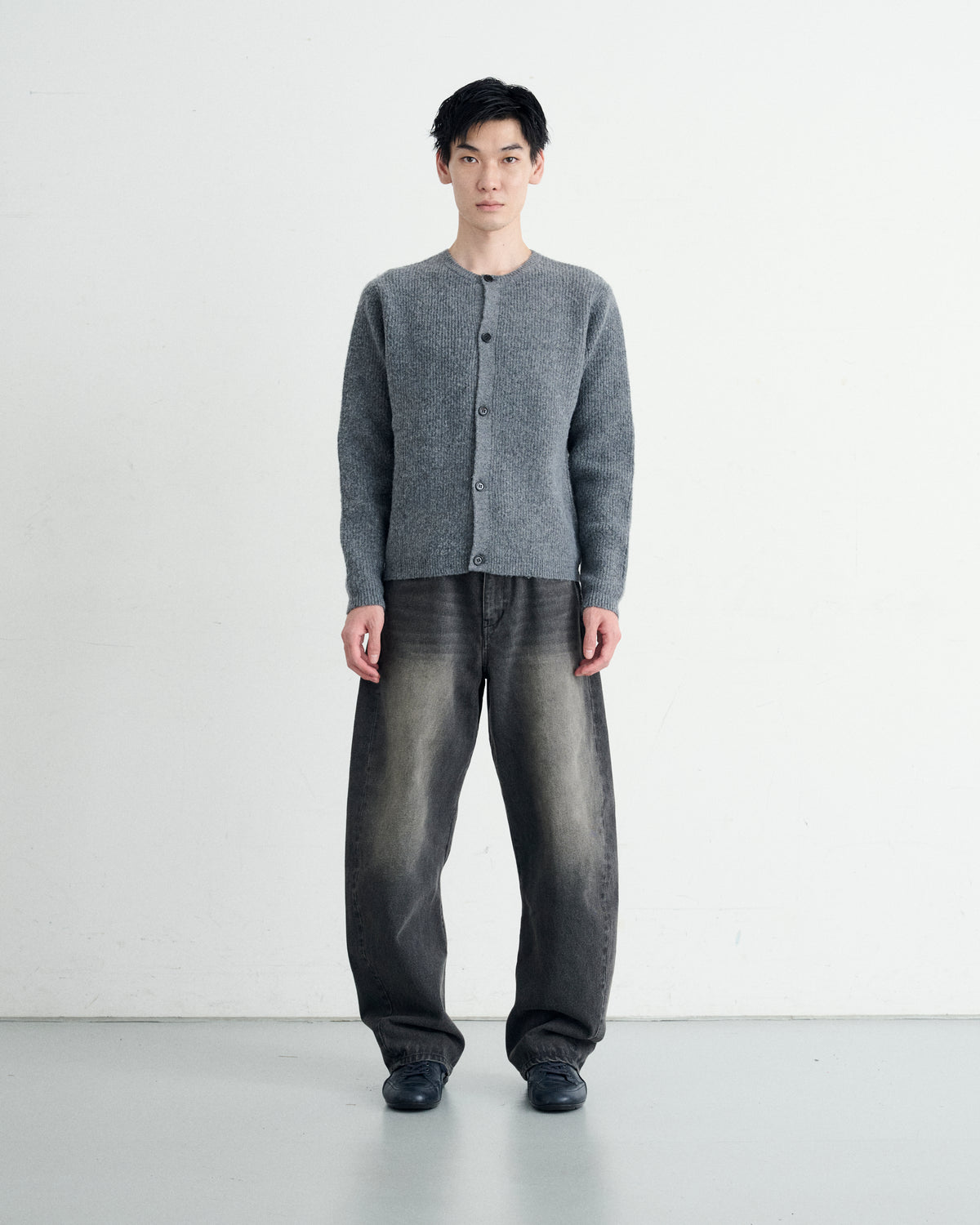 BARREL DENIM / BLACK