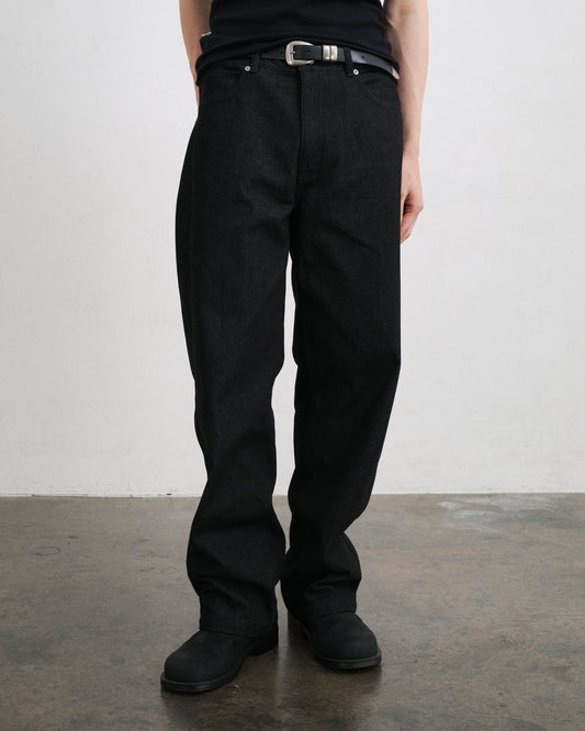 RIGID SLIM DENIM / BLACK