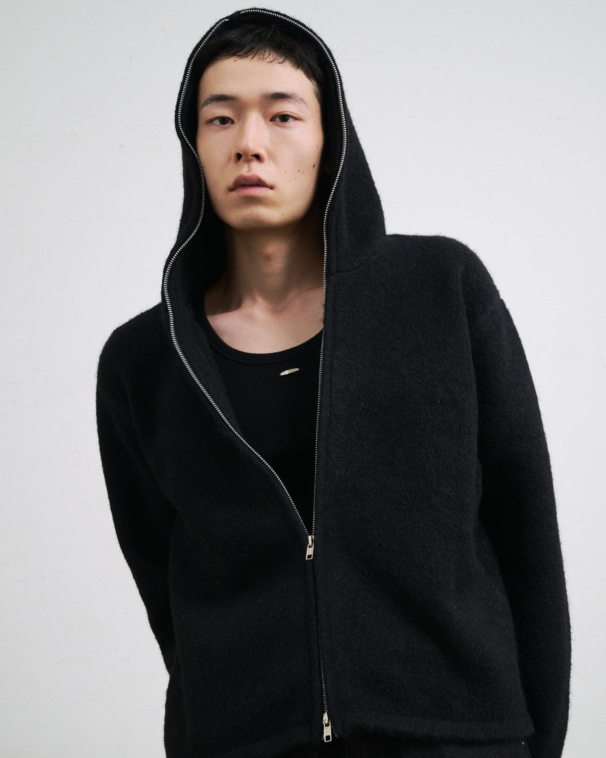 MOHAIR TOUCH ZIP KNIT HOODIE / BLACK
