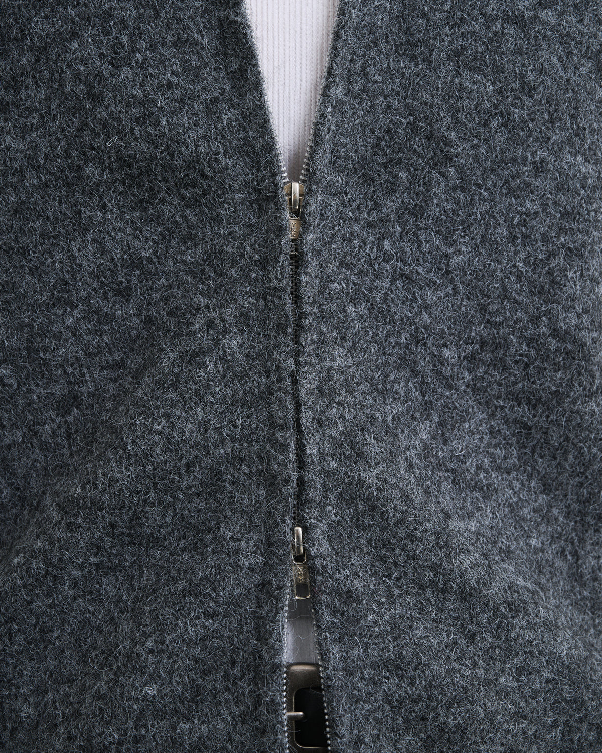 MOHAIR TOUCH ZIP KNIT HOODIE / GRAY