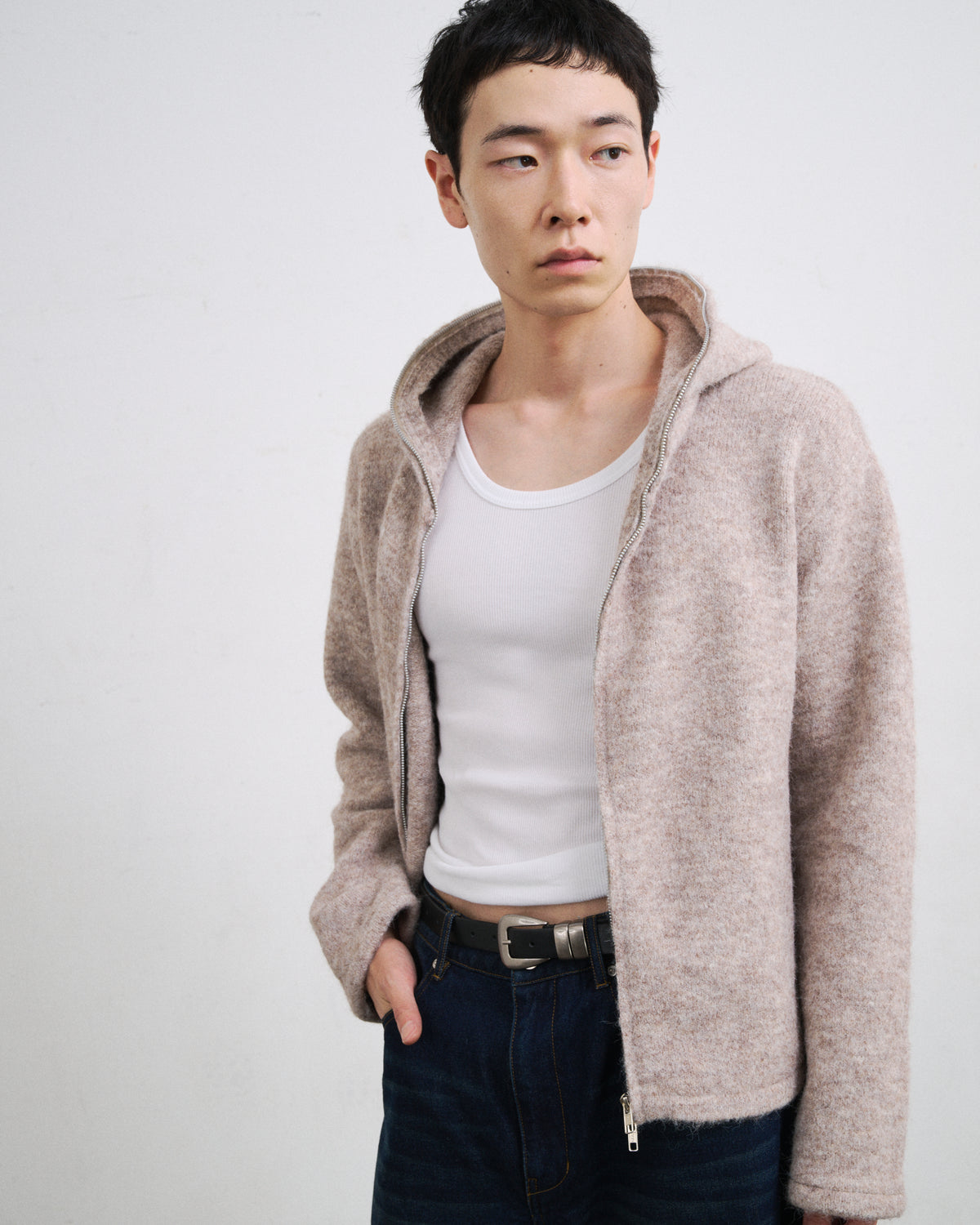 MOHAIR TOUCH ZIP KNIT HOODIE / BEIGE