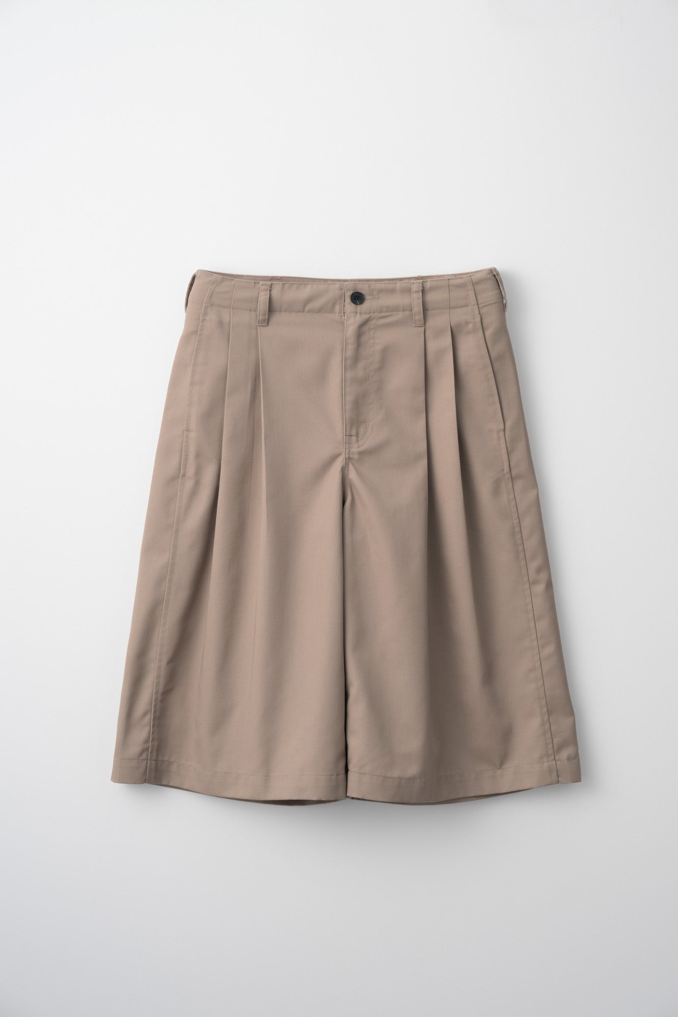 COTTON WIDE SHORTS / BEIGE