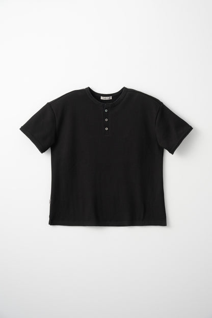 HENLEY NECK POLO SHIRT / BLACK