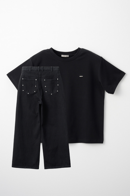 TIGHT T-SHIRTS BLACK × STUDS DENIM