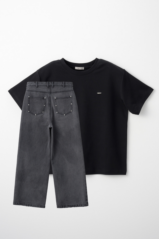 TIGHT T-SHIRTS BLACK × STUDS DENIM