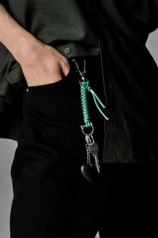 KNOT KEYCHAIN