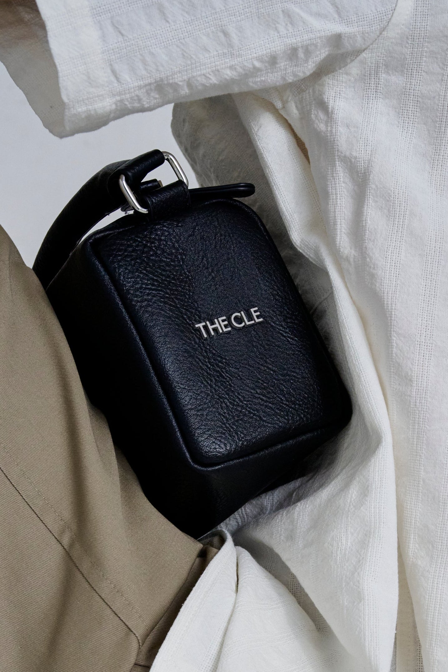 BOX BAG -Venture- / BLACK – THE CLE
