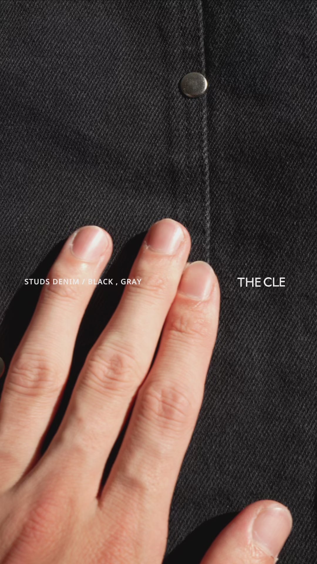STUDS DENIM / BLACK – THE CLE