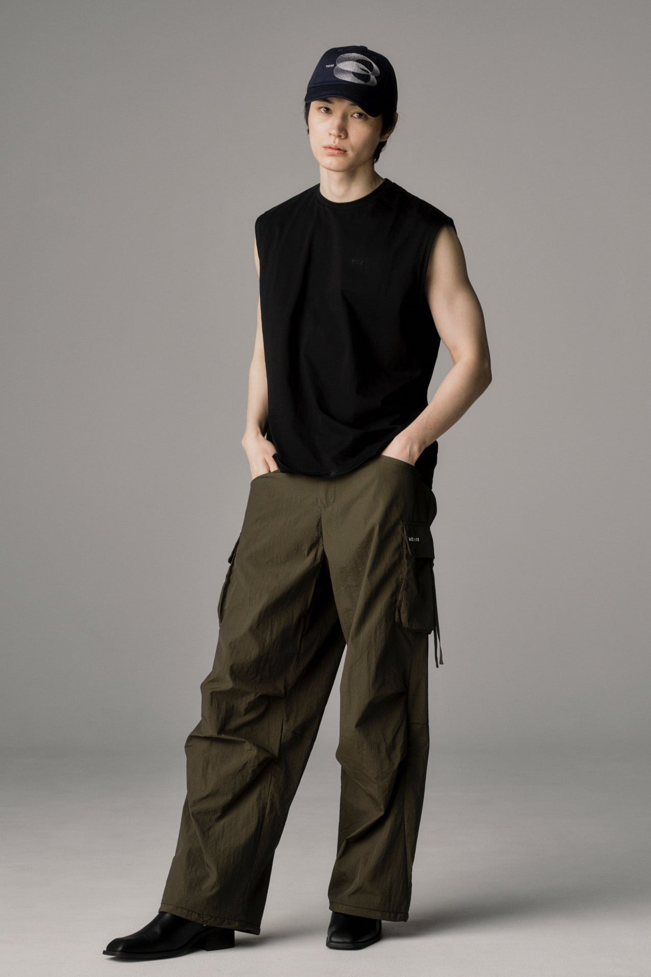 SLEEVE LESS T-SHIRTS